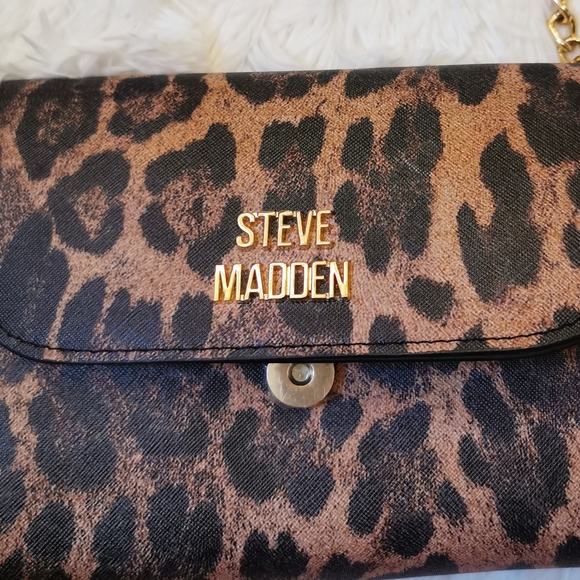 Steve Madden Handbags - Steve Madden Crossbody